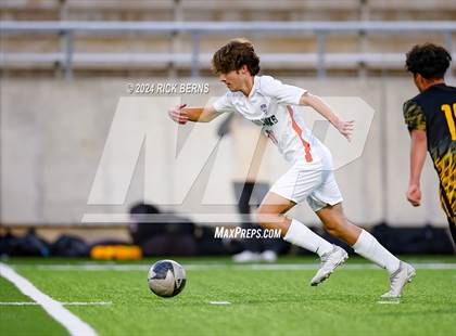Thumbnail 1 in Grand Oaks vs Eisenhower (UIL 6A D1 Bi-District playoffs) photogallery.