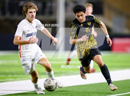 Thumbnail 1 in Grand Oaks vs Eisenhower (UIL 6A D1 Bi-District playoffs) photogallery.