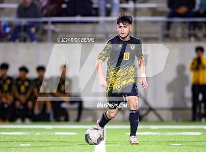 Thumbnail 3 in Grand Oaks vs Eisenhower (UIL 6A D1 Bi-District playoffs) photogallery.