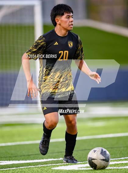 Thumbnail 1 in Grand Oaks vs Eisenhower (UIL 6A D1 Bi-District playoffs) photogallery.