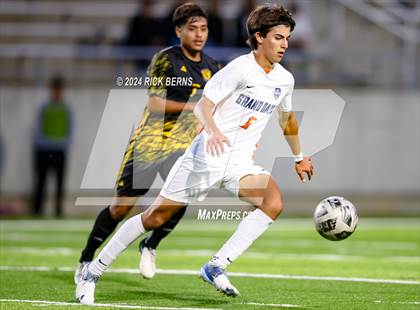 Thumbnail 1 in Grand Oaks vs Eisenhower (UIL 6A D1 Bi-District playoffs) photogallery.