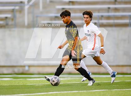 Thumbnail 1 in Grand Oaks vs Eisenhower (UIL 6A D1 Bi-District playoffs) photogallery.