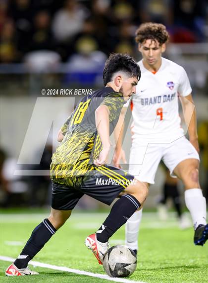 Thumbnail 2 in Grand Oaks vs Eisenhower (UIL 6A D1 Bi-District playoffs) photogallery.