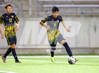 Thumbnail 3 in Grand Oaks vs Eisenhower (UIL 6A D1 Bi-District playoffs) photogallery.
