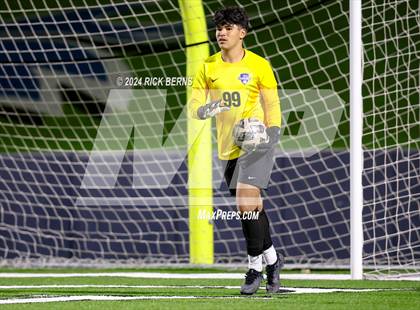 Thumbnail 3 in Grand Oaks vs Eisenhower (UIL 6A D1 Bi-District playoffs) photogallery.