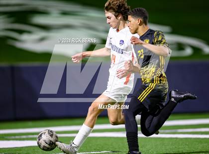 Thumbnail 3 in Grand Oaks vs Eisenhower (UIL 6A D1 Bi-District playoffs) photogallery.