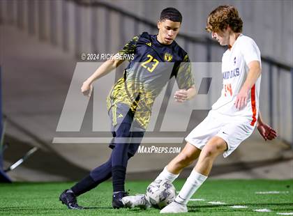 Thumbnail 2 in Grand Oaks vs Eisenhower (UIL 6A D1 Bi-District playoffs) photogallery.