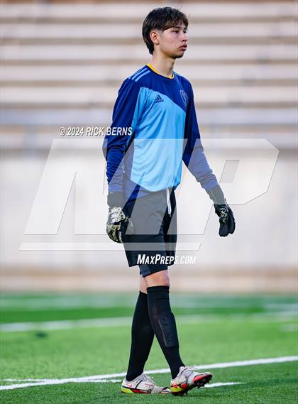 Thumbnail 3 in Grand Oaks vs Eisenhower (UIL 6A D1 Bi-District playoffs) photogallery.