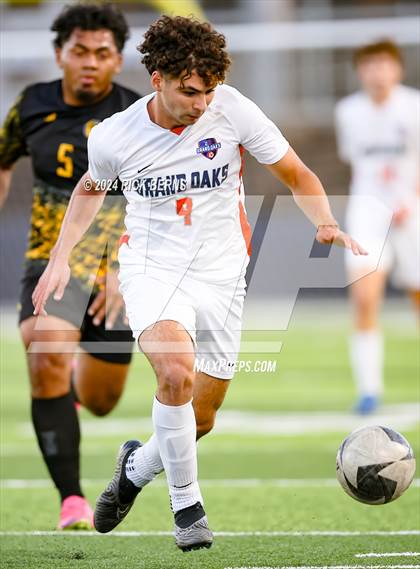 Thumbnail 1 in Grand Oaks vs Eisenhower (UIL 6A D1 Bi-District playoffs) photogallery.
