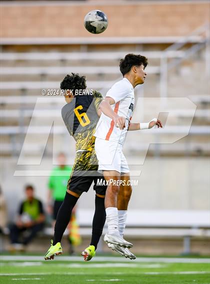 Thumbnail 2 in Grand Oaks vs Eisenhower (UIL 6A D1 Bi-District playoffs) photogallery.