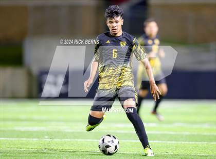 Thumbnail 3 in Grand Oaks vs Eisenhower (UIL 6A D1 Bi-District playoffs) photogallery.