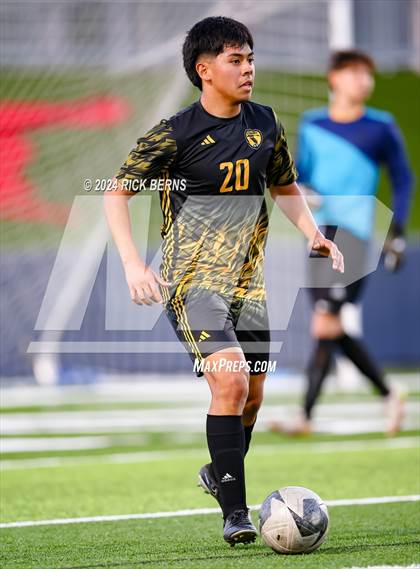 Thumbnail 3 in Grand Oaks vs Eisenhower (UIL 6A D1 Bi-District playoffs) photogallery.