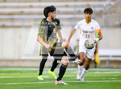 Thumbnail 1 in Grand Oaks vs Eisenhower (UIL 6A D1 Bi-District playoffs) photogallery.