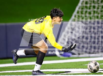 Thumbnail 2 in Grand Oaks vs Eisenhower (UIL 6A D1 Bi-District playoffs) photogallery.
