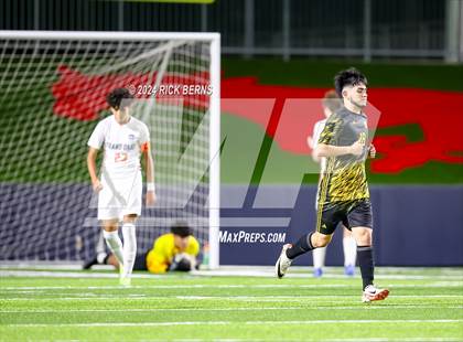 Thumbnail 3 in Grand Oaks vs Eisenhower (UIL 6A D1 Bi-District playoffs) photogallery.