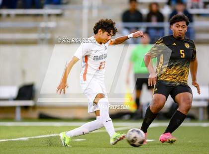 Thumbnail 3 in Grand Oaks vs Eisenhower (UIL 6A D1 Bi-District playoffs) photogallery.