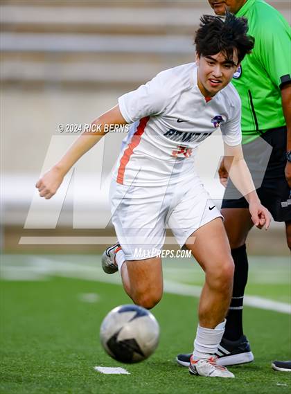 Thumbnail 2 in Grand Oaks vs Eisenhower (UIL 6A D1 Bi-District playoffs) photogallery.