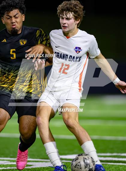 Thumbnail 1 in Grand Oaks vs Eisenhower (UIL 6A D1 Bi-District playoffs) photogallery.