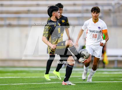 Thumbnail 3 in Grand Oaks vs Eisenhower (UIL 6A D1 Bi-District playoffs) photogallery.
