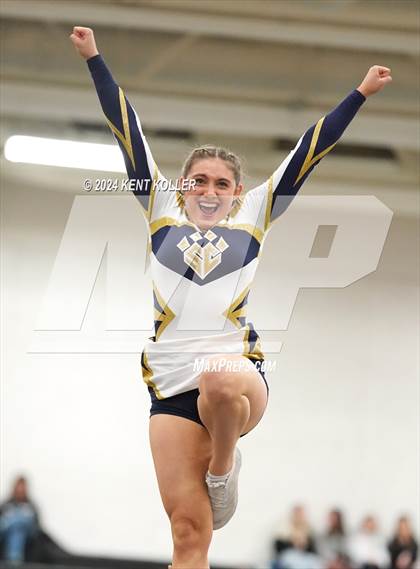 Thumbnail 2 in Stoney Creek vs. Churchill (MHSAA Districts) photogallery.