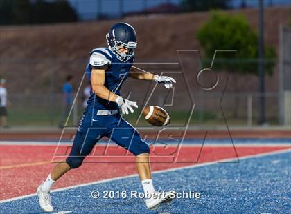 Thumbnail 2 in Oak Ridge vs. Vista del Lago photogallery.