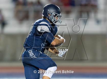 Thumbnail 3 in Oak Ridge vs. Vista del Lago photogallery.