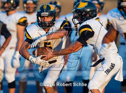 Thumbnail 3 in Oak Ridge vs. Vista del Lago photogallery.
