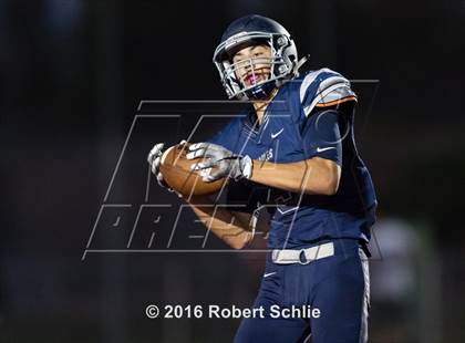Thumbnail 2 in Oak Ridge vs. Vista del Lago photogallery.