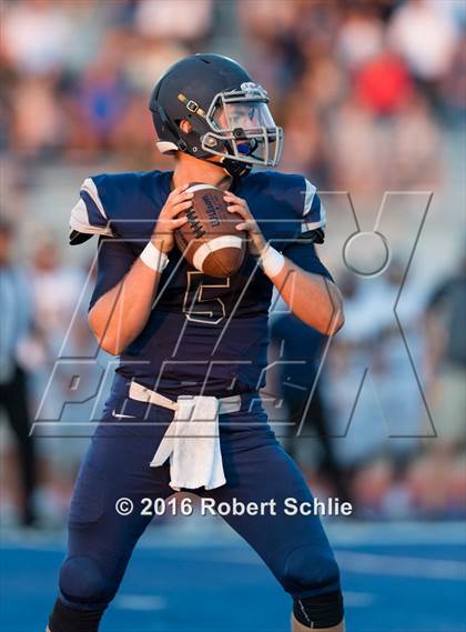 Thumbnail 3 in Oak Ridge vs. Vista del Lago photogallery.
