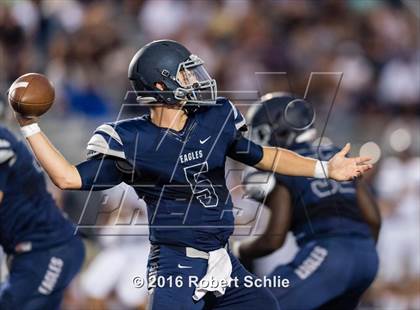 Thumbnail 2 in Oak Ridge vs. Vista del Lago photogallery.