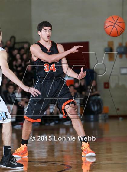 Thumbnail 3 in Rye Neck vs Mamaroneck (Mamaroneck Tournament) photogallery.