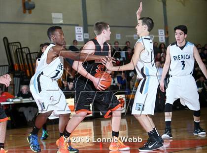Thumbnail 2 in Rye Neck vs Mamaroneck (Mamaroneck Tournament) photogallery.