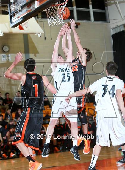 Thumbnail 2 in Rye Neck vs Mamaroneck (Mamaroneck Tournament) photogallery.