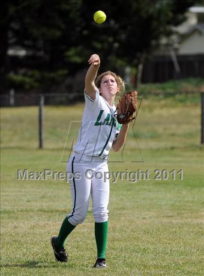 Thumbnail 2 in Cabrillo vs. Thousand Oaks photogallery.
