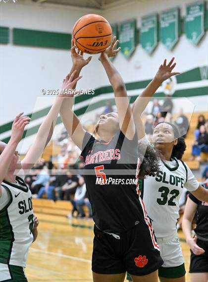 Thumbnail 1 in TMI-Episcopal @ Sunnyslope photogallery.