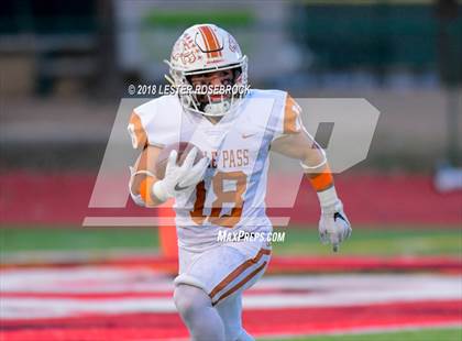 Thumbnail 1 in Eagle Pass vs. Hanna (UIL 6A Area Playoffs) photogallery.