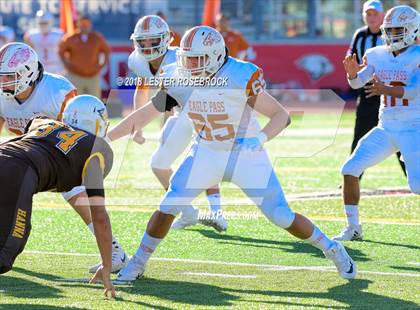 Thumbnail 1 in Eagle Pass vs. Hanna (UIL 6A Area Playoffs) photogallery.