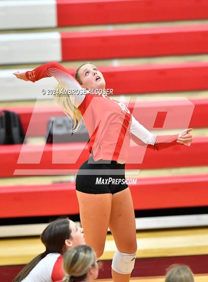 Thumbnail 3 in Tompkins vs. Cypress Woods (KISD/CFISD Tournament) photogallery.