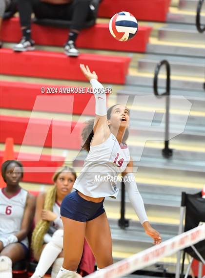 Thumbnail 2 in Tompkins vs. Cypress Woods (KISD/CFISD Tournament) photogallery.