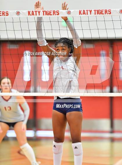 Thumbnail 1 in Tompkins vs. Cypress Woods (KISD/CFISD Tournament) photogallery.
