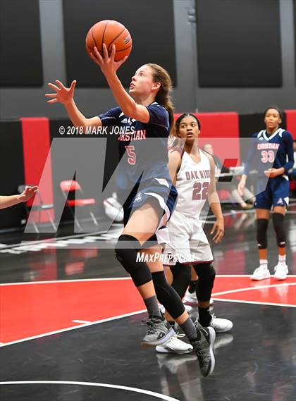 Thumbnail 1 in Christian vs. Oak Ridge (Nike Tournament of Champions) photogallery.