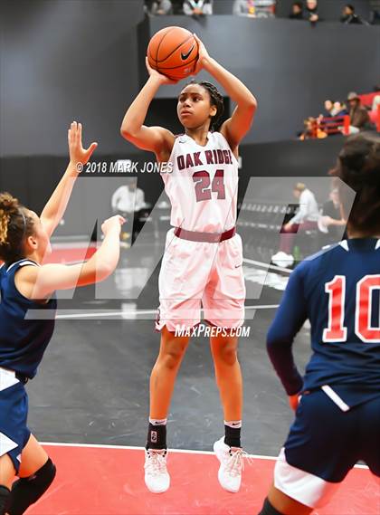 Thumbnail 3 in Christian vs. Oak Ridge (Nike Tournament of Champions) photogallery.
