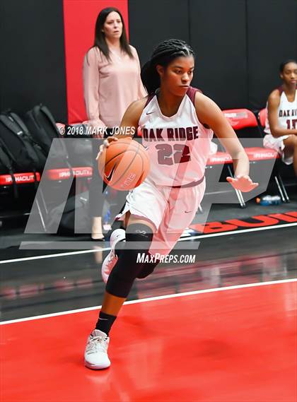 Thumbnail 2 in Christian vs. Oak Ridge (Nike Tournament of Champions) photogallery.
