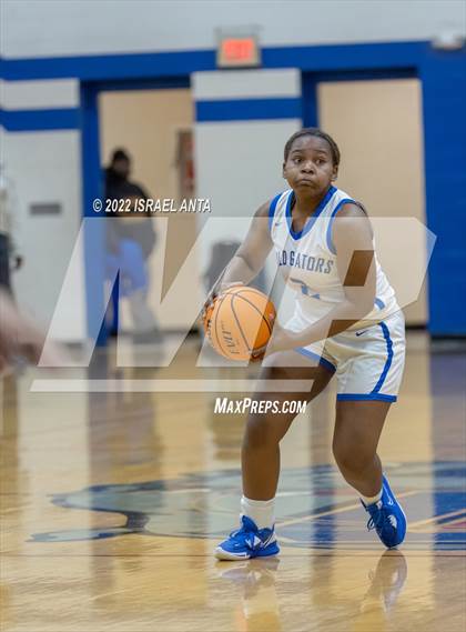 Thumbnail 2 in Lake View vs A.L. Brown (Robeson County Shootout) photogallery.