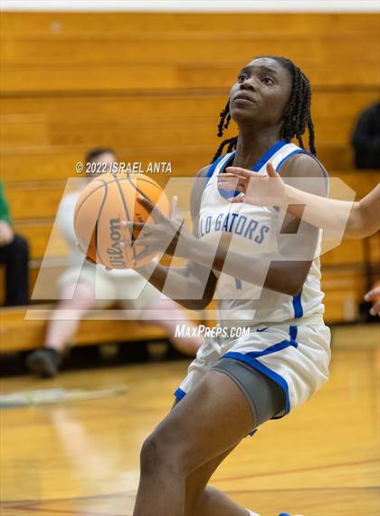 Thumbnail 2 in Lake View vs A.L. Brown (Robeson County Shootout) photogallery.