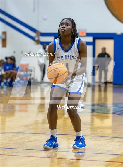 Thumbnail 1 in Lake View vs A.L. Brown (Robeson County Shootout) photogallery.