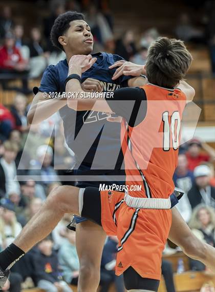 Thumbnail 2 in St. Francis Episcopal vs. Washington (Kevin Brown Memorial Tournament of champions) photogallery.