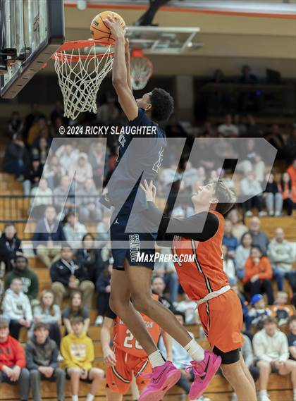 Thumbnail 3 in St. Francis Episcopal vs. Washington (Kevin Brown Memorial Tournament of champions) photogallery.