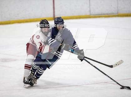 Thumbnail 1 in Concord vs Exeter (Brian C. Stone Christmas Tournament) photogallery.