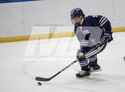 Thumbnail 2 in Concord vs Exeter (Brian C. Stone Christmas Tournament) photogallery.
